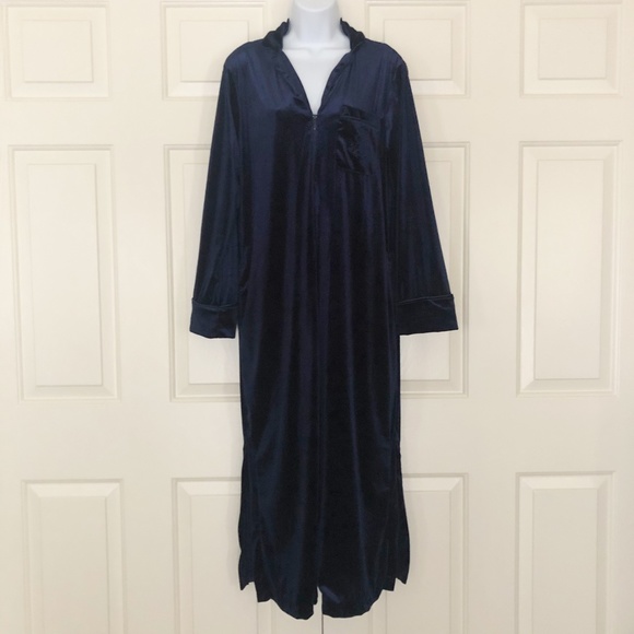 Ralph Lauren Velvet Full Length Robe House Coat w Crest Full Zip Navy Sz Small - Picture 2 of 12